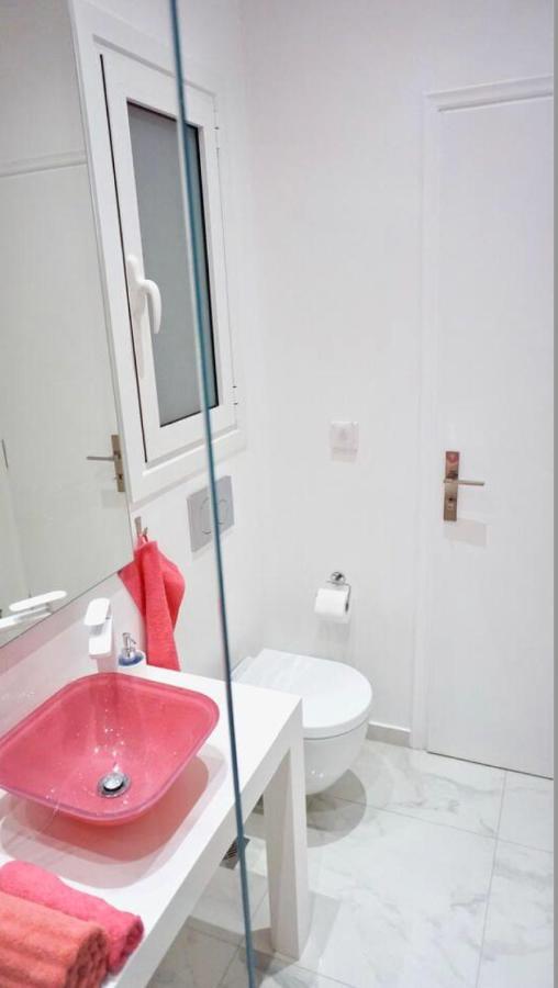Cozy Apartment In The Center Of Atene Esterno foto
