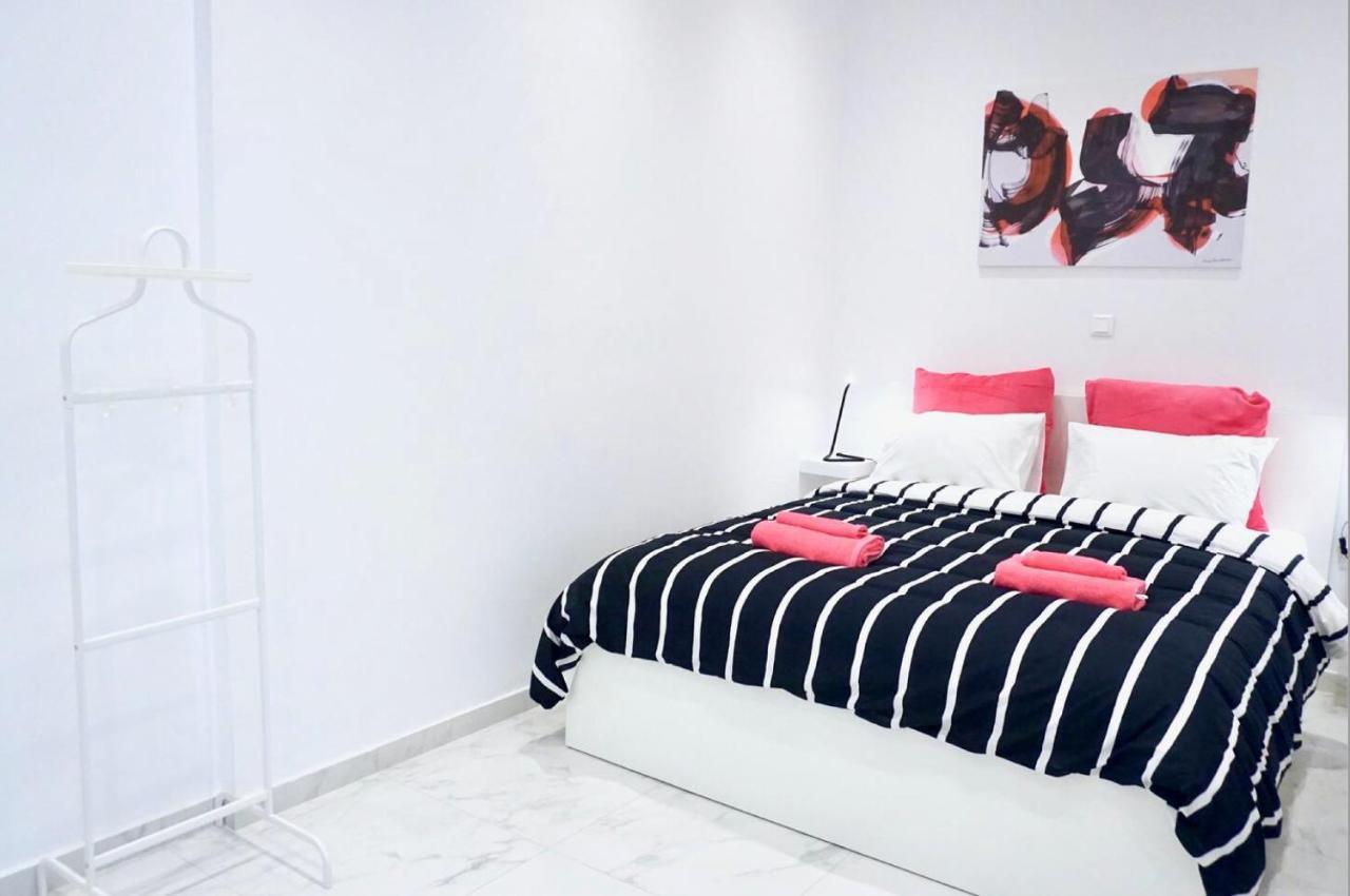 Cozy Apartment In The Center Of Atene Esterno foto