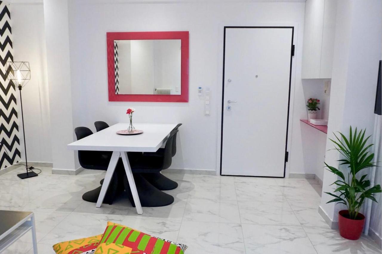Cozy Apartment In The Center Of Atene Esterno foto